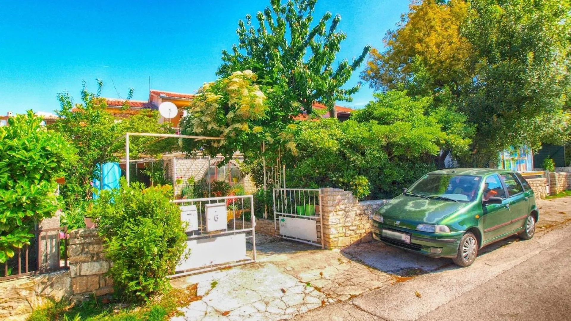 Apartment Ferienwohnung Fuer 3 Personen Ca 25 Qm In Pjescana Uvala, Istrien Istrische Riviera