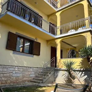 Adriana & Peppino Apartment
