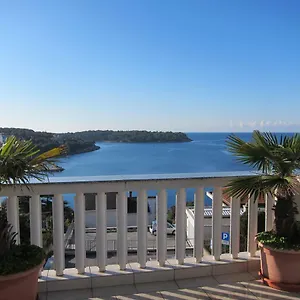 Vanda Apartment